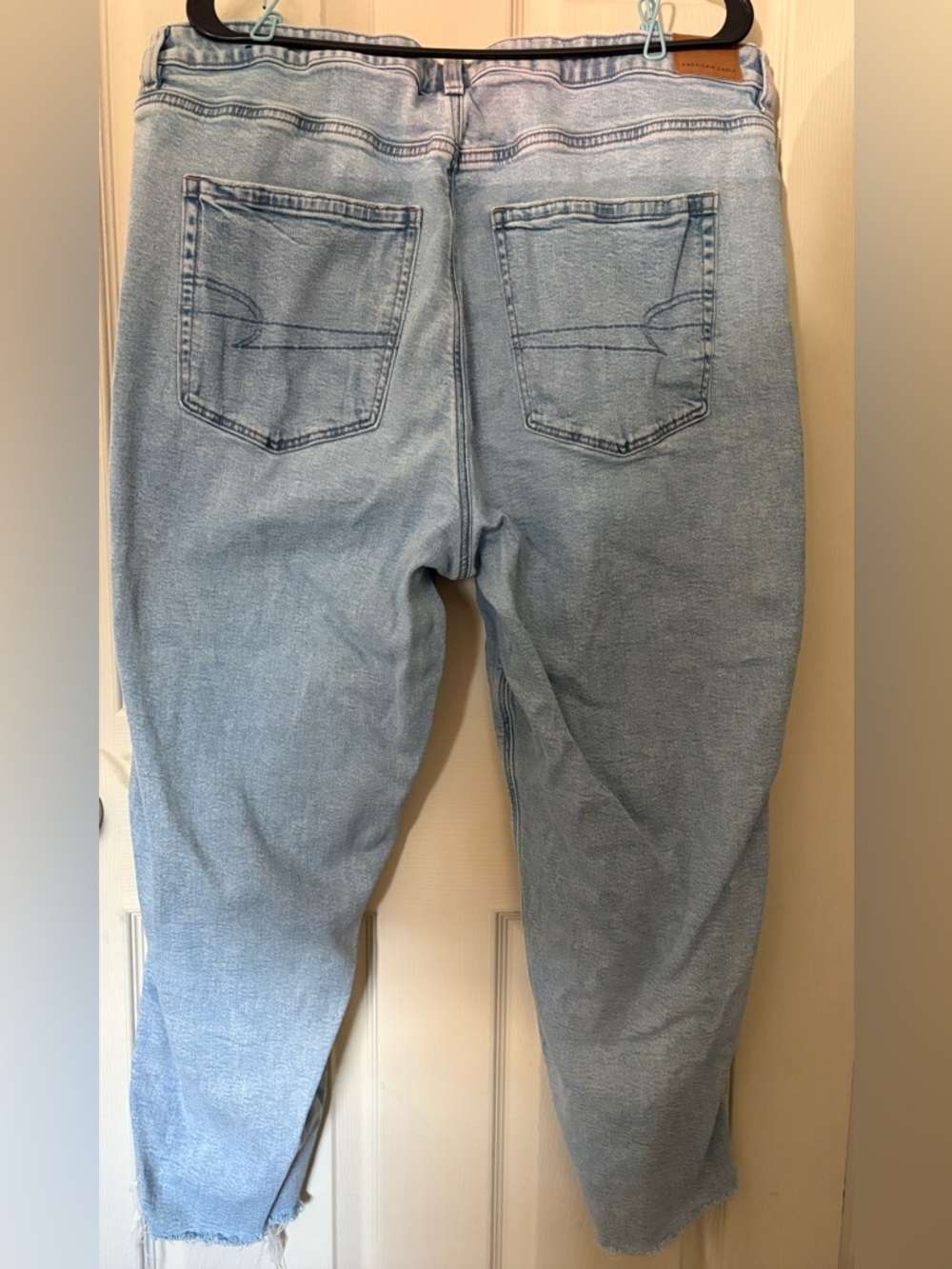 American Eagle Stretch Mom Jean High Rise Size 20 Short - Picture 2 of 3